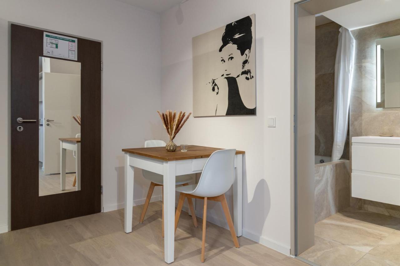 Livingroom Mathildenhoehe ดาร์มชตัดต์ ภายนอก รูปภาพ